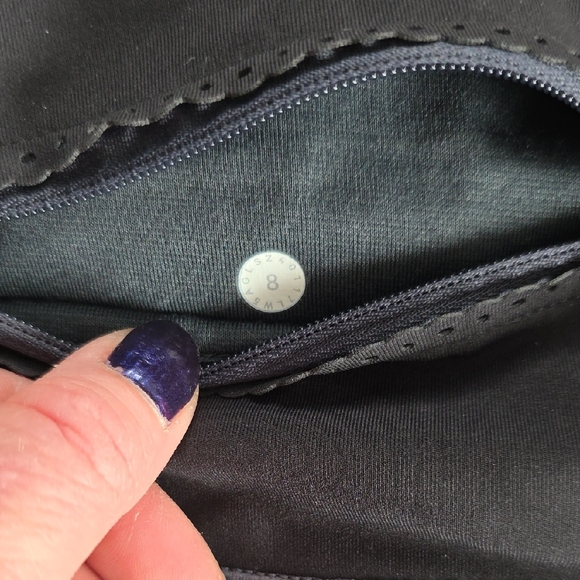 NWOT Lululemon athletica Charcoal Leggings - Picture 8 of 8